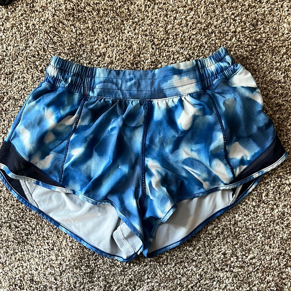 Lululemon shorts, size 6